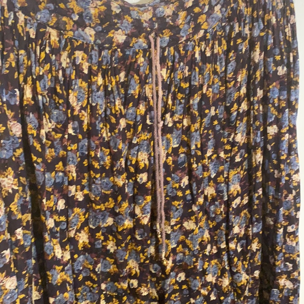 Short circuit midi skirt